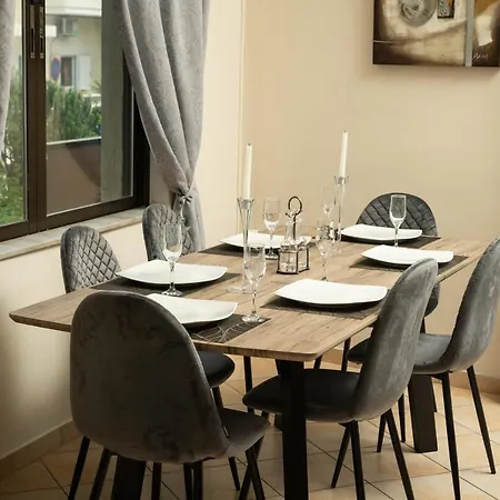 Apartment Karis Luxury Home *