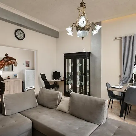 Karis Luxury Home