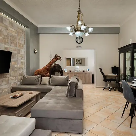Karis Luxury Home Apartmán